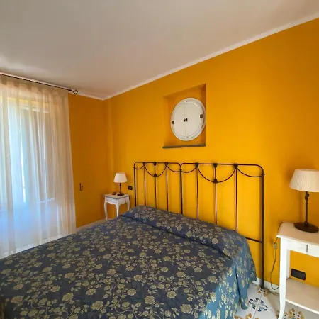 Bougainville 4* ליפארי
