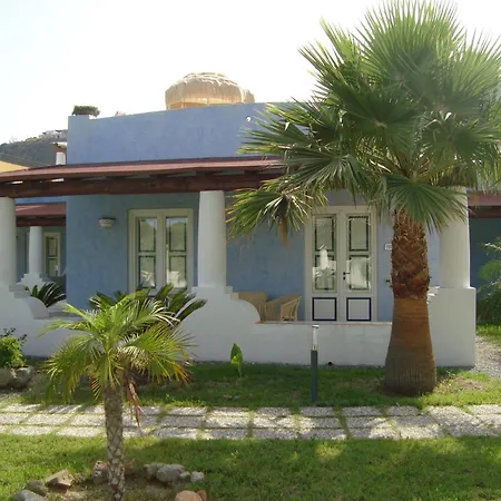 Bougainville ליפארי