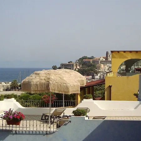 Szálloda Bougainville Lipari