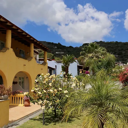 Bougainville 4* ليباري