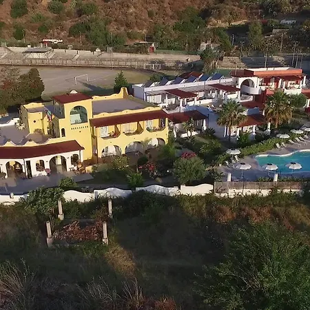 Bougainville فندق 4*